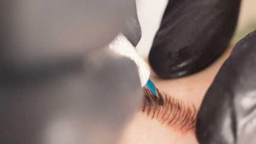 Уход за губами после перманентного макияжа. Какую мазь для заживления использовать после татуажа. Как и сколько мазать губы 09 Уход за губами после перманентного макияжа. Какую мазь для заживления использовать после татуажа. Как и сколько мазать губы 09