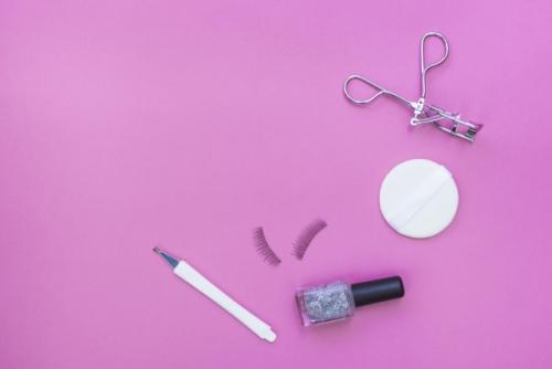 Как пользоваться щипчиками для ресниц. Как пользоваться щипцами для ресниц 02