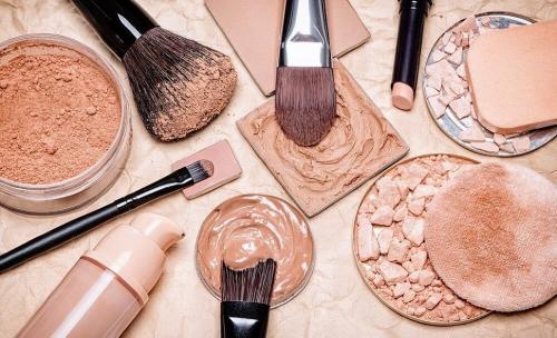 Базовый набор косметики для новичка. Подготовка кожи и база под макияж