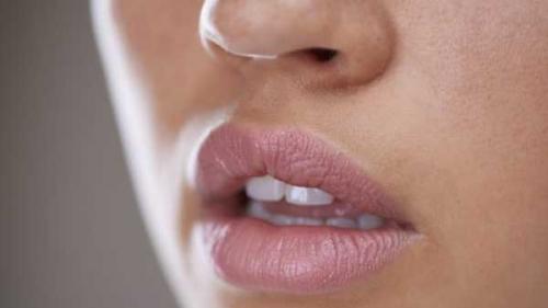 Уход за губами после перманентного макияжа. Какую мазь для заживления использовать после татуажа. Как и сколько мазать губы 11 Уход за губами после перманентного макияжа. Какую мазь для заживления использовать после татуажа. Как и сколько мазать губы 11