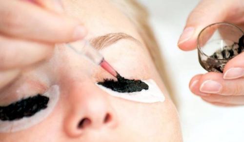 Как красить ресницы краской. Как правильно красить ресницы краской в домашних условиях