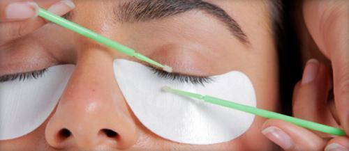 Уход за нарощенными ресницами. Советы: как ухаживать за нарощенными ресницами дома