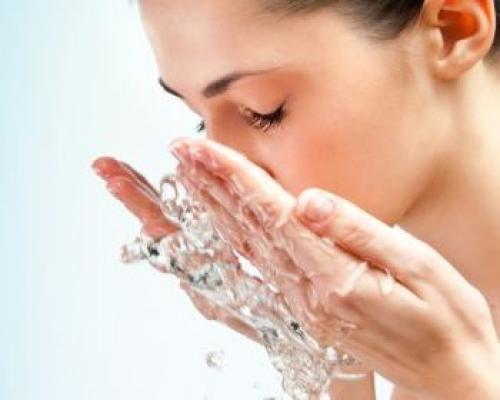 Можно ли с нарощенными ресницами в бассейн. Можно ли плавать с нарощенными ресницами