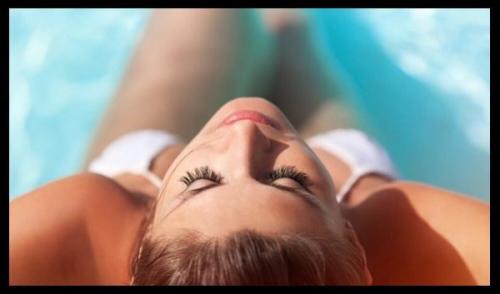 Можно ли с нарощенными ресницами в бассейн. Можно ли плавать с нарощенными ресницами