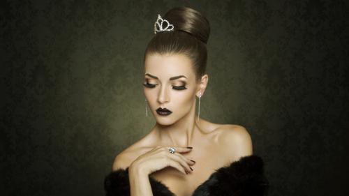 Когда клеить ресницы до или после макияжа. Накладные ресницы на карнавал 2019 – пучки или полоски?