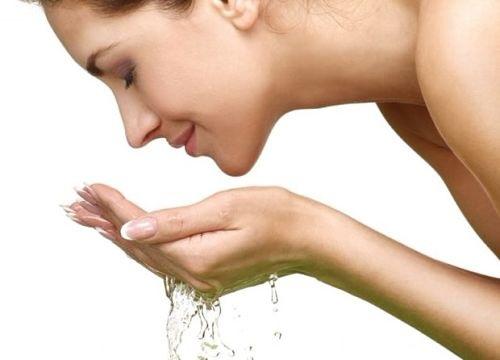 Можно ли умываться мылом с нарощенными ресницами. Инструкция, как правильно мыть нарощенные ресницы