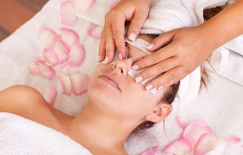 Болит веко после наращивания ресниц. Причины, почему болят ресницы после наращивания