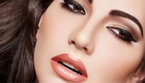 Татуаж губ виды. Перманентный макияж губ 01