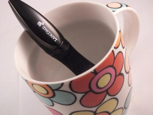 Чем разбавить тушь водостойкую. Способы разбавления засохшей или загустевшей туши для ресниц