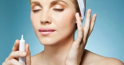 Когда можно загорать после татуажа бровей. Чем опасен загар после татуажа? 11