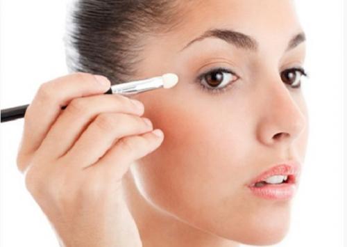 Как красить ресницы тушью кошачий взгляд. Правильно красим ресницы тушью — поэтапная инструкция