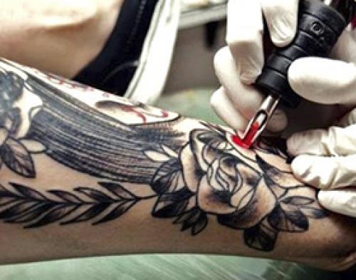 Сколько стоит сделать тату на руке и от чего зависит цена