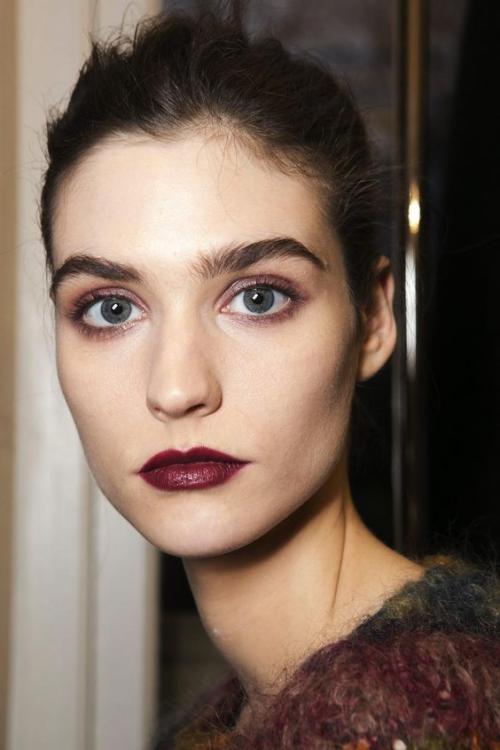 Как накрасить ресницы без туши. Макияж на каждый день без туши: фото, идеи и техника