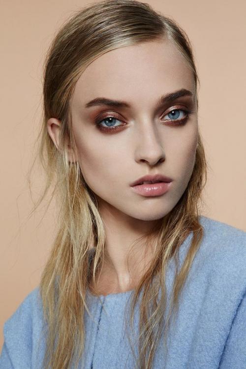 Как накрасить ресницы без туши. Макияж на каждый день без туши: фото, идеи и техника