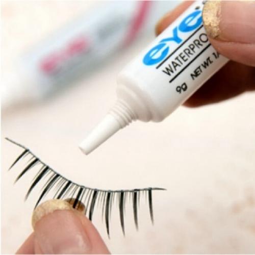 Как приклеить ресницы накладные без клея. Выбор клея 03 Как приклеить ресницы накладные без клея. Выбор клея 03