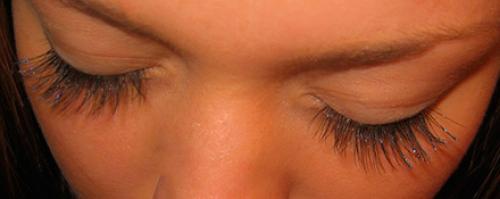 Для наращивания ресниц, какая лампа лучше. Преимущества и недостатки ламп различных видов