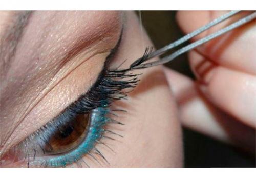 Как клеить ресницы пучками. Пошаговая инструкция по наклеиванию пучковых ресниц