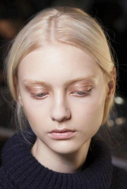 Как накрасить ресницы без туши. Макияж на каждый день без туши: фото, идеи и техника