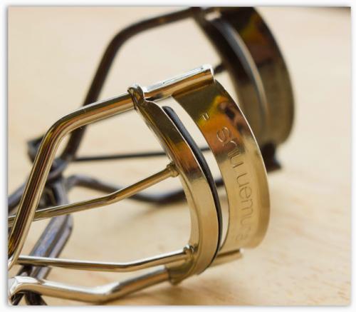 Щипцы для ресниц shu Uemura. Shu Uemura Eyelash Curler