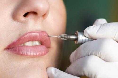 Татуаж губ последствия. Чем опасен перманентный макияж