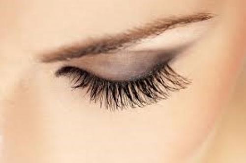 Как без клея наклеить накладные ресницы. В чем Отличия накладных аксессуаров и наращенных? 08