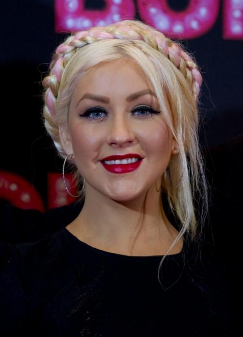 Неудачный татуаж звезд. Волочкова, Кудрявцева и другие звезды, которые неудачно сделали татуаж