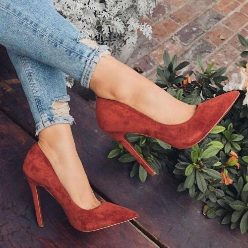 Как ухаживать за замшевой обувью – способы, о которых вы и не догадывались