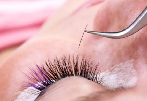 Мешки под глазами после наращивания ресниц. Причины появления отека после наращивания