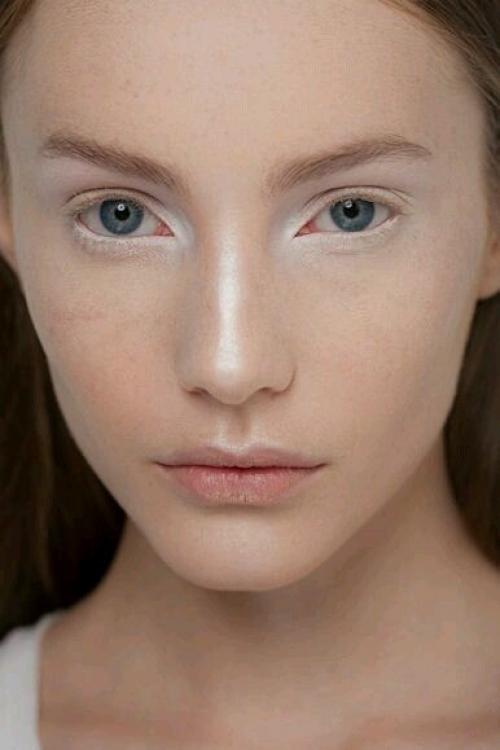 Как накрасить ресницы без туши. Макияж на каждый день без туши: фото, идеи и техника