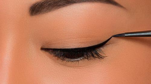 Несложный макияж пошагово. Макияж глаз пошагово с фото для начинающих