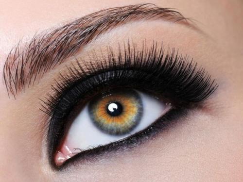 Вредно наращивать ресницы. Вредно ли или безопасно наращивать ресницы?
