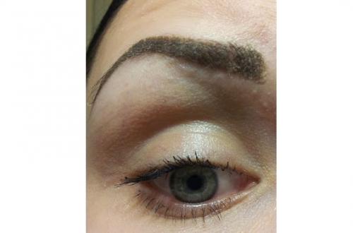 Сколько заживают брови после коррекции. Сколько заживают брови после татуажа? Сколько дней уйдет на заживление после коррекции?