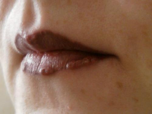 Татуаж Губ сколько заживает. Какую мазь для заживления использовать после Татуажа. Как и сколько мазать губы 18 Татуаж Губ сколько заживает. Какую мазь для заживления использовать после Татуажа. Как и сколько мазать губы 18