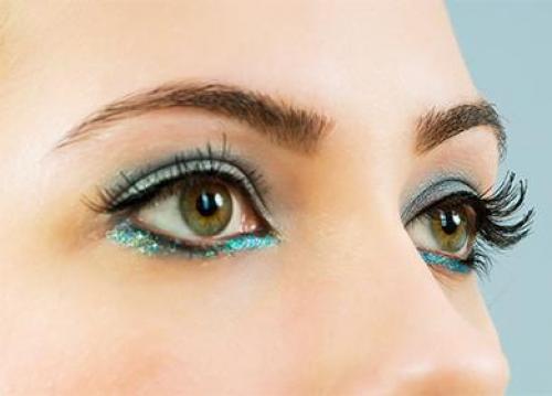 Вредно ли наращивать ресницы испортятся ли свои. Вредны ли накладные ресницы: 5 фактов, которые стоит учесть