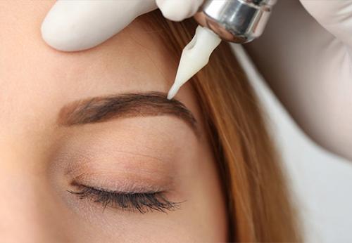 Татуаж бровей уход. Особенности ухода за татуажем бровей в первые дни