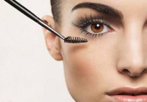 Уход за нарощенными ресницами. Как продлить жизнь нарощенным ресницам: советы по уходу