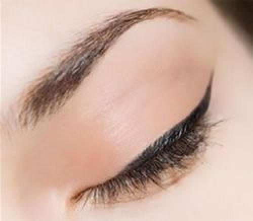 Пушистая межресничка. Перманентный макияж: межресничный татуаж век