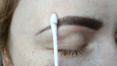 Намочила татуаж бровей. Какие основные рекомендации по уходу?