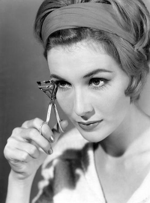 Синяя тушь для ресниц кому подходит. Кому подходит синяя тушь 07