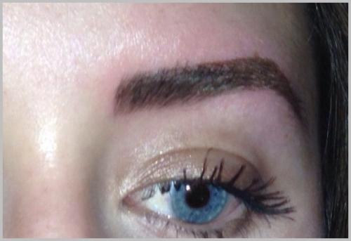 После татуажа бровей опухли веки. Отек после процедуры татуажа бровей