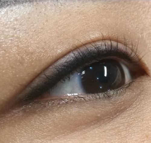 Когда после татуажа глаз можно красить ресницы. Основные правила 06