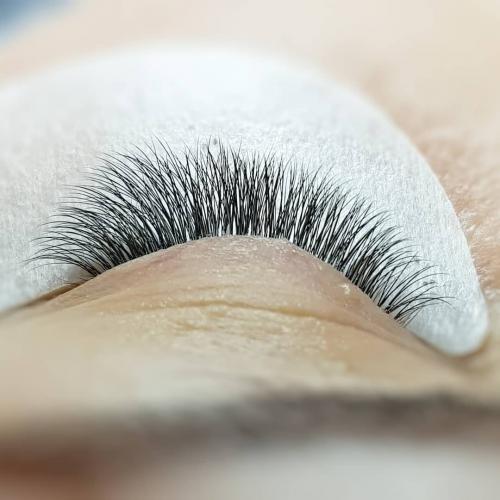 Эффекты наращивания ресниц