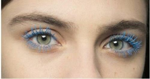 Нарощенные ресницы накрашенные тушью. Как правильно красить ресницы тушью: секреты стилистов