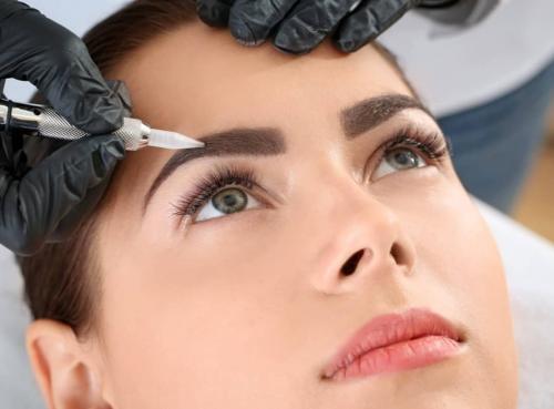 Татуаж бровей метод теневой. Выбор формы под типаж клиента – это уже совместное творчество. 05