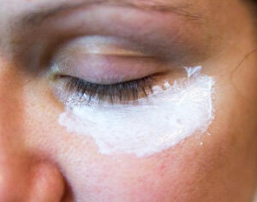 Пантенол для ресниц. Пантенол вокруг глаз: от чего помогает?