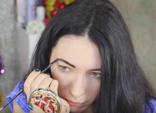 Чем можно обезжирить брови в домашних условиях. Техника окрашивания в домашних условиях