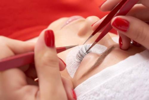 Как восстановить луковицы ресниц. Как восстановить ресницы после наращивания?