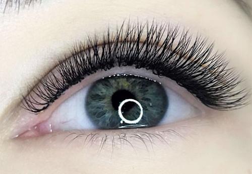 Кошачий эффект 2d. Техника наращивания кошачьего эффекта