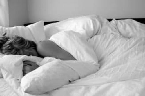 Как долго держаться ресницы нарощенные. От чего зависит срок “носки” нарощенных ресниц, правила ухода, как долго держатся по времени