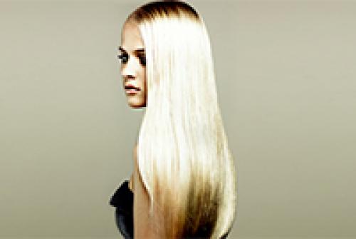 Сколько держать кератин на волосах. Сколько держится кератиновое выпрямление волос – технология процедуры и ожидаемые результаты